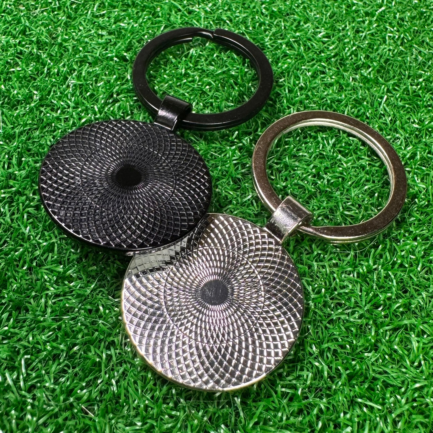Keychain: Unbranded White Golf Ball - Keychain: Unbranded White Golf Ball - GolfBallGuts