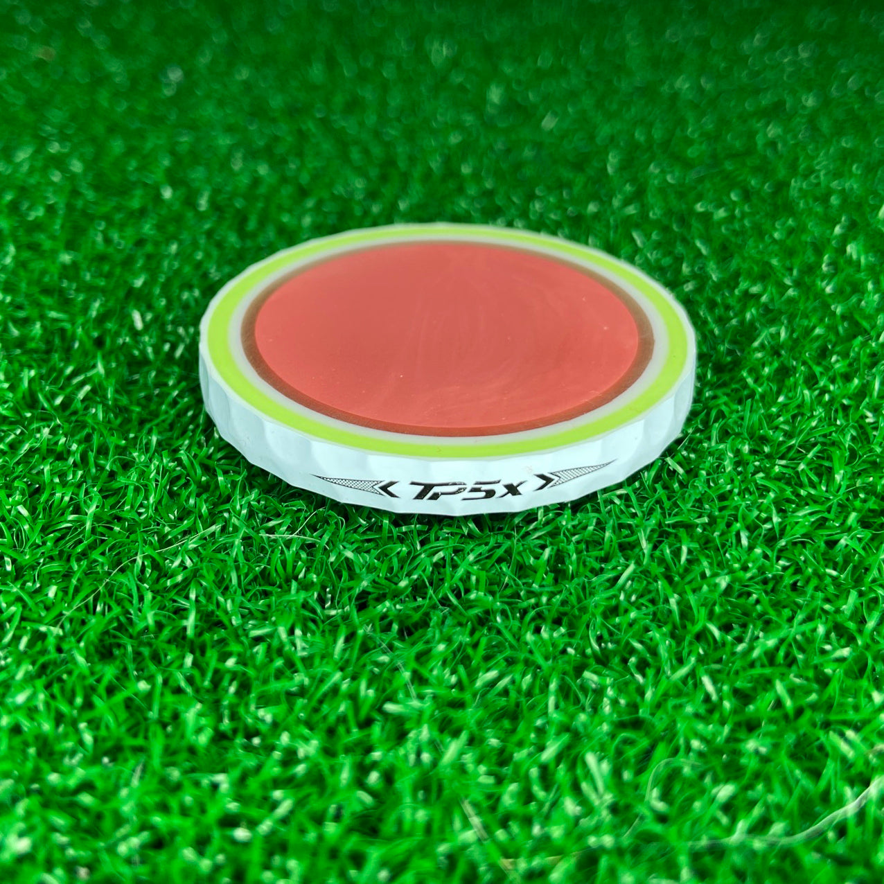 Ball Marker: TaylorMade TP5X - Ball Marker: TaylorMade TP5X - GolfBallGuts